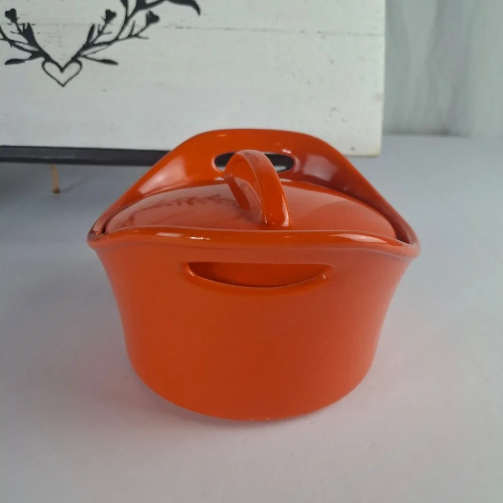 Rachael Ray Orange Stoneware 18 oz Ramekin Round Lidded Mini Cocotte G014